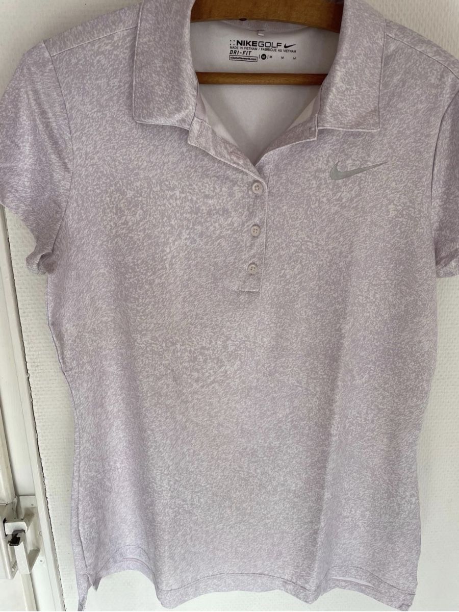 Nike Magliette Polo: NIKE GOLF POLOSHIRT DAMEN GRÖSSE M – Usato da Dübendorf venduto da ali_g7p8
