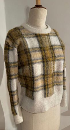 CLOSED Pullover