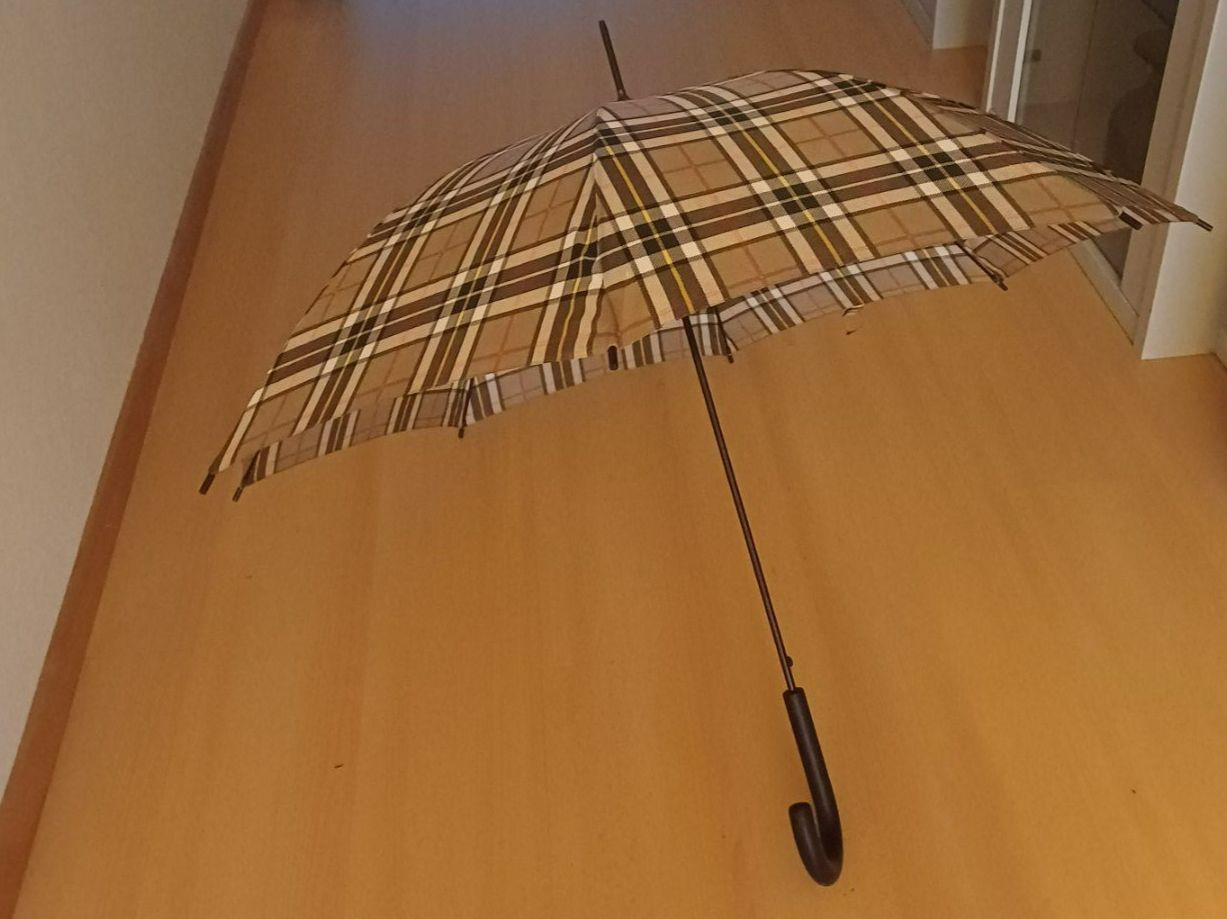 Ombrelli: Herbstlicher Regenschirm, Karo Muster – Usato da Zürich venduto da carolina71