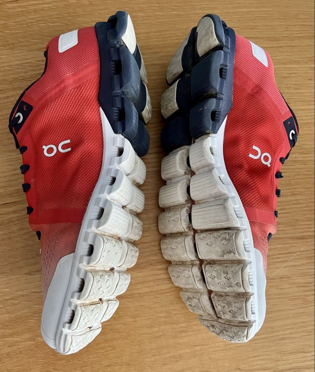 On Damenschuhe: Chaussures de course ON Cloud 40.5 femme – Gebraucht aus Lausanne von Lyl-ch 4