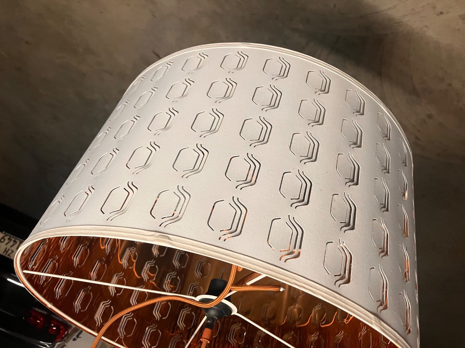 Ikea Lampadari & plafoniere: Hängeleuchte kupferfarben, moderner Look, top Zustand – Usato da Benglen venduto da omaha 5