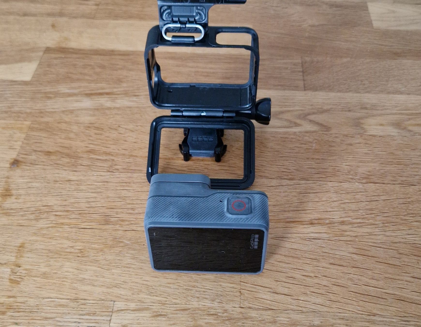 Gopro Action Cam: GoPro HERO5 Black Actionkamera – Usato da Volketswil venduto da jbdrum 5