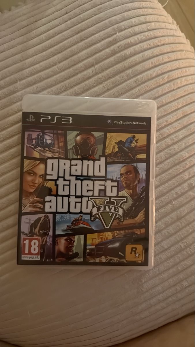 Spiele: PS3 Grand Theft Auto V gebraucht – Gebraucht aus Feuerthalen von tan_sc6v