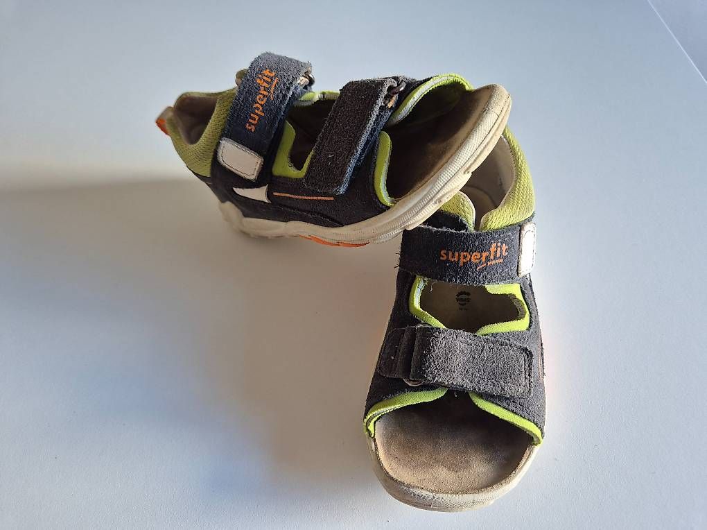 Superfit Scarpe per ragazzi: Superfit Leder Sandalen Grösse 26 – Usato da Hunzenschwil venduto da Niavara03