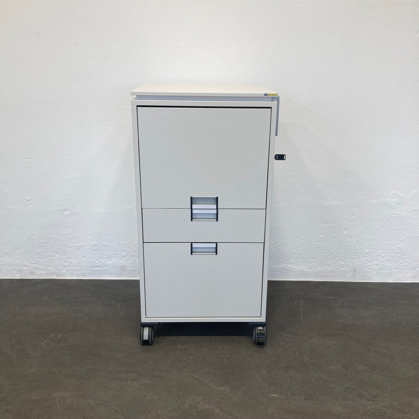 Banconi: Steelcase Moby Roll-Caddy - Weiss - mit A4 Schublade - mit – Usato da Schönenwerd venduto da mcofficeshop
