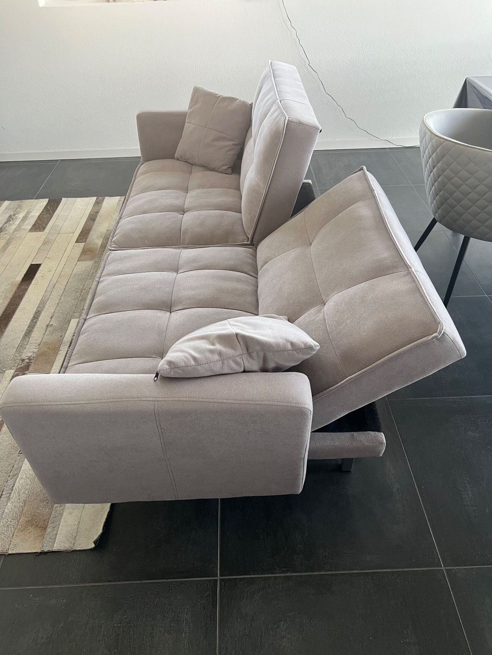 Sofas: Canapé à vendre – Gebraucht aus Pampigny von Alessandro1314 1
