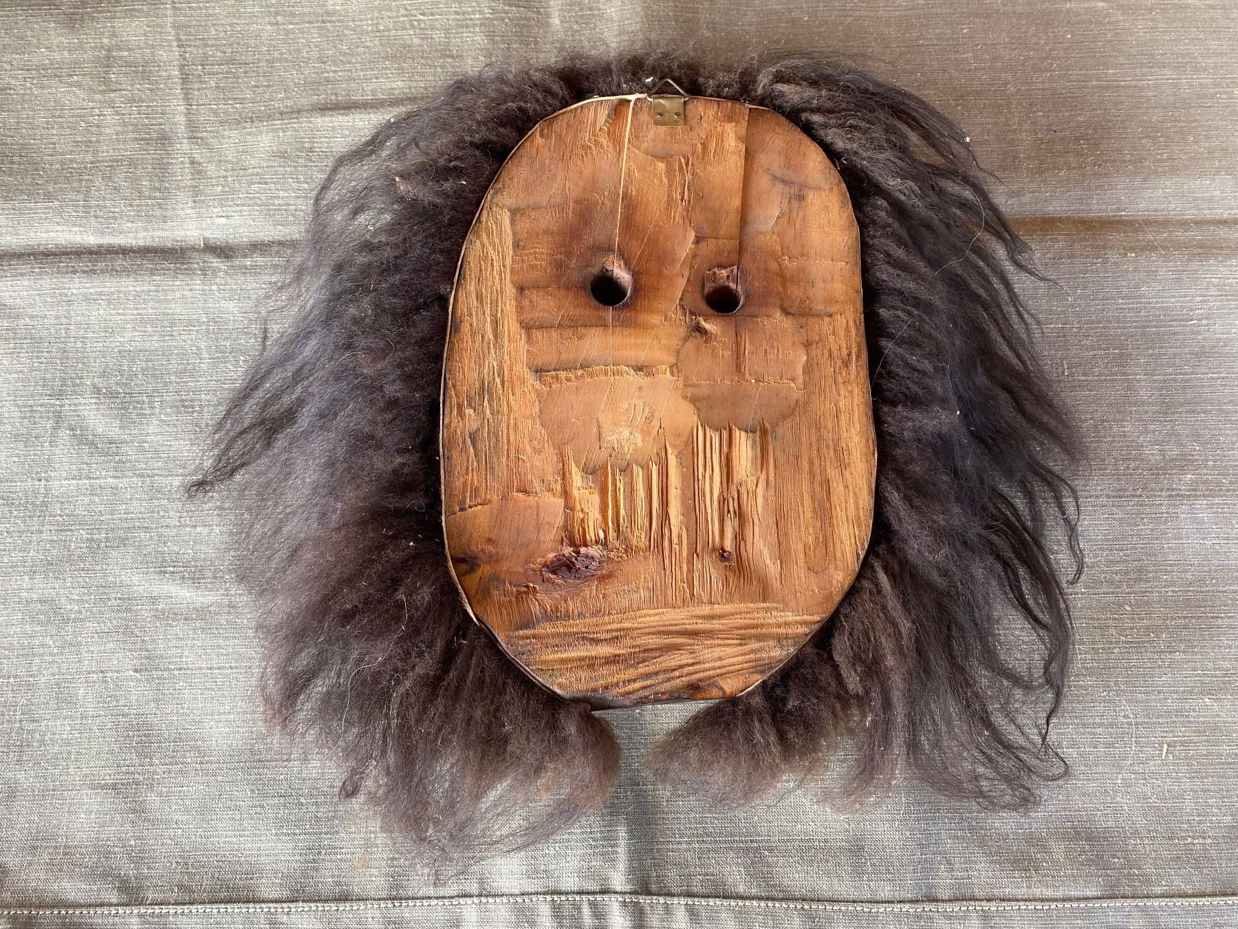 Altro in Antiquarato & Arte: sehr schöne alte Walliser Holzmaske – Usato da Feldbach venduto da Fea1 7
