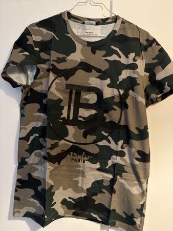 Balmain T-shirt mimetica taglia M. Affare d'estate!