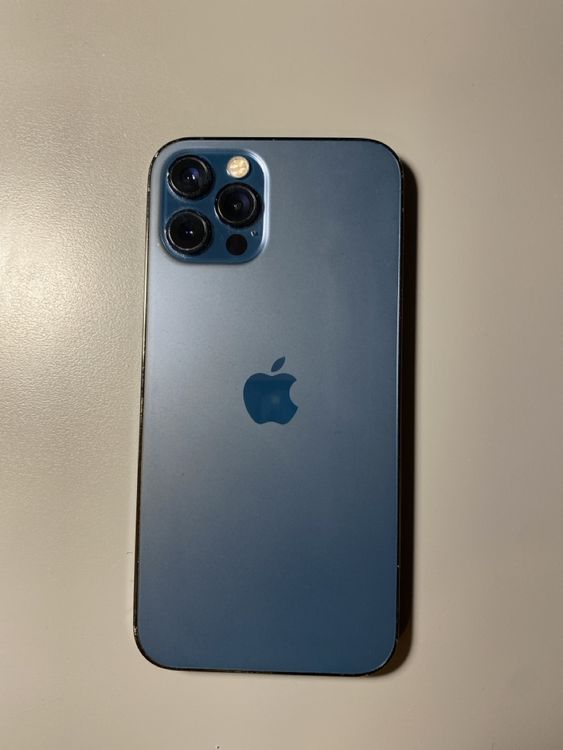 Apple iPhone cassé Photo Stock - Alamy