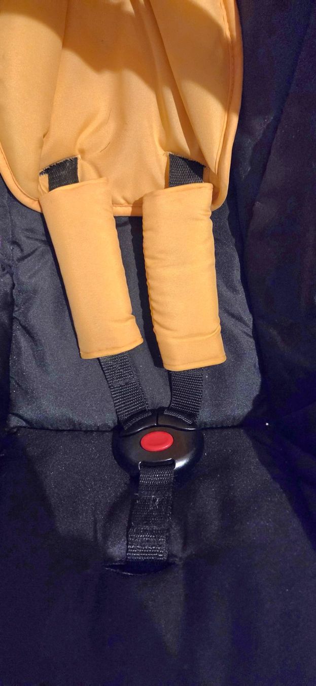 Hauck Seggiolini per auto: Hauck Zero Plus Comfort Babyschale – Usato da Oberengstringen venduto da Mmond2