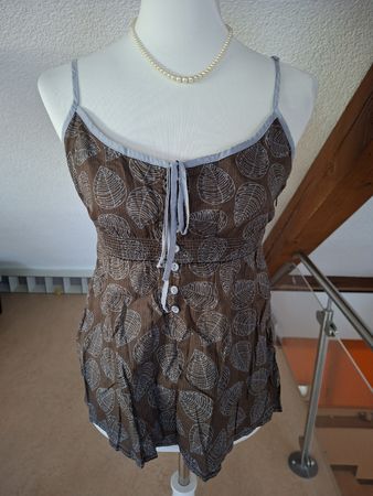 Esprit Top, Gr. 38, Braun mit Blätter Muster, Sommer Top!