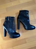 Damen Stiefeletten Max Leder schwarz Absatz gebraucht