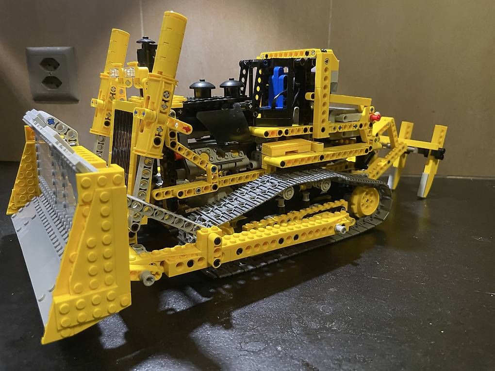 Technics Kit di costruzioni: Lego Technik 8275 Bulldozer – Usato da Giebenach venduto da Flaz78 1