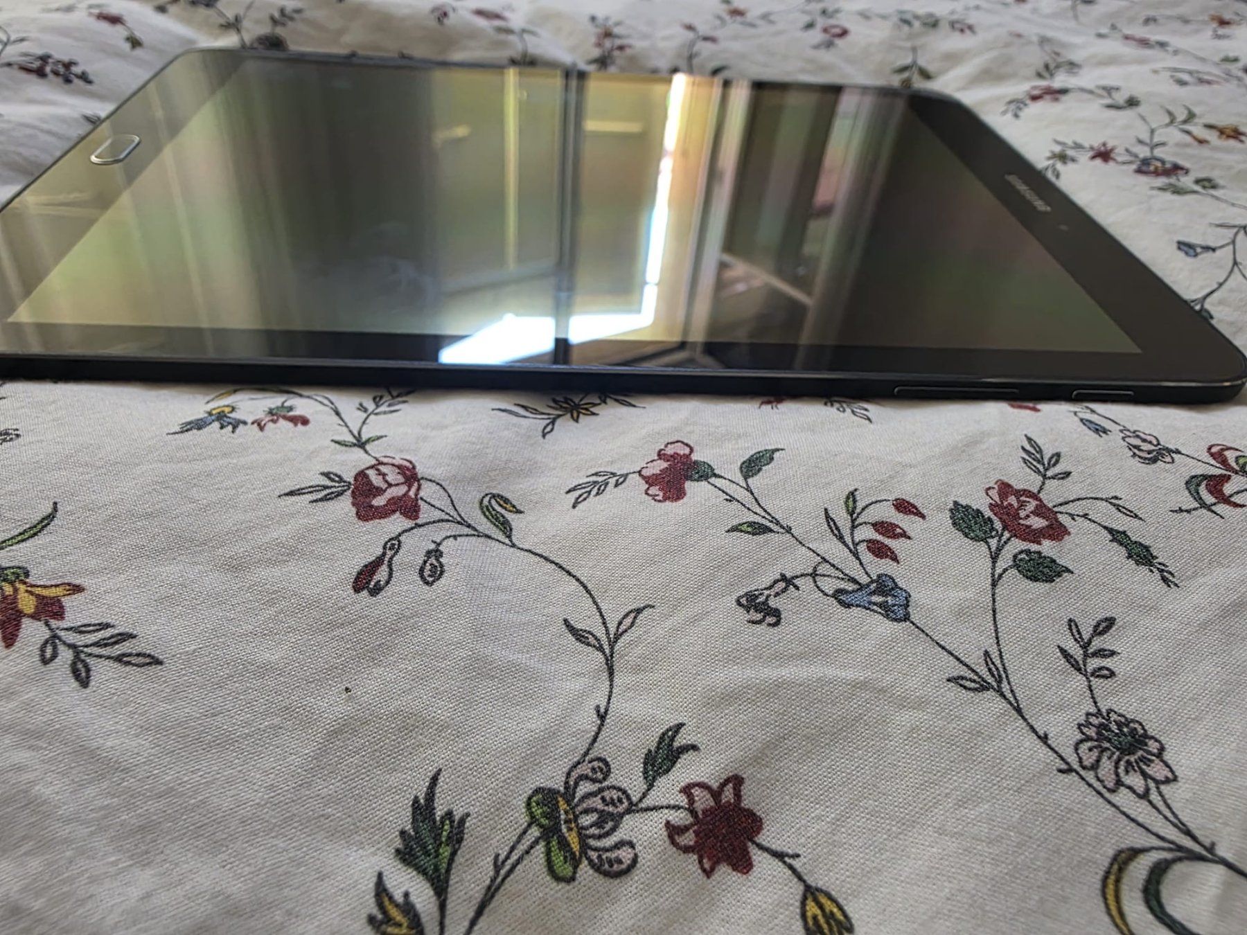 Samsung Tablet PC: Samsung Galaxy Tab S2 – Usato da Neuchatel venduto da StevChamb110 2