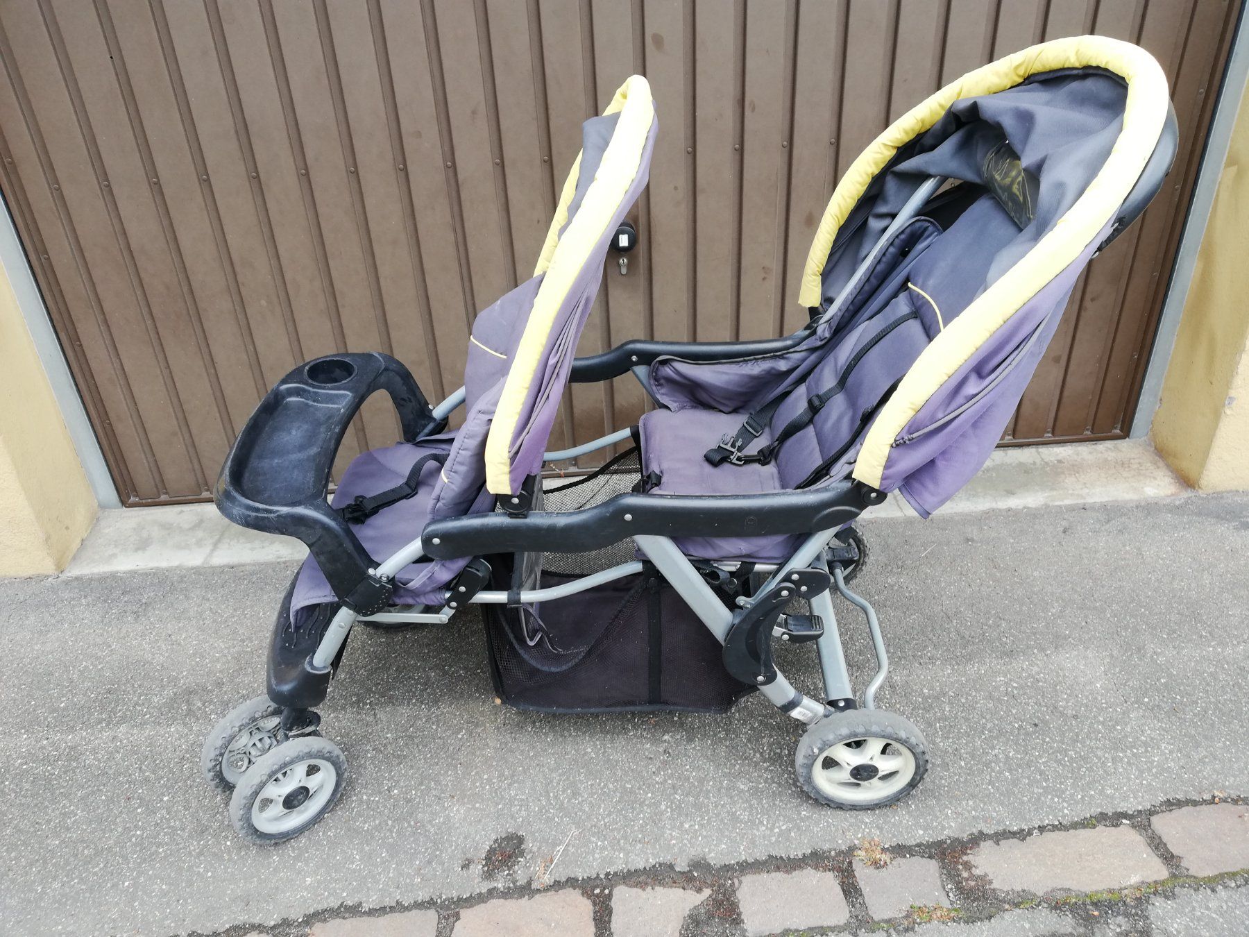 Kinderwagen: Twin Kinderwagen – Gebraucht aus Fahrweid von Bkk1