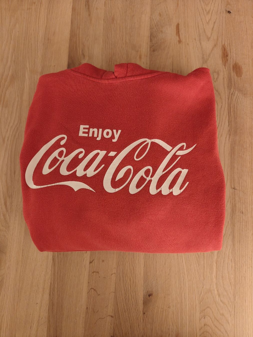 Maglioni & Felpe: Coca-Cola Kapuzenpullover rot mit weissem Logo – Usato da Forst venduto da Ramonnoel 2