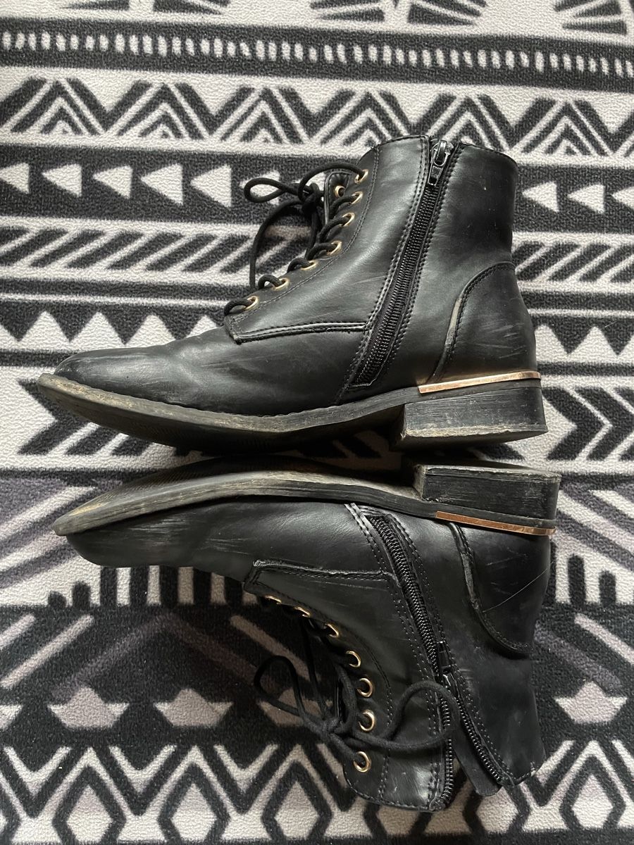 Graceland Scarpe da donna: Boots – Usato da Herisau venduto da Ciaoschein 2