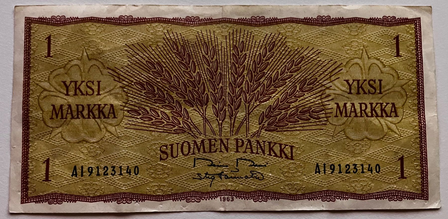 Billets de banque: Finnland 1 Markka 1963 – D'occasion à Algetshausen par Carrhard
