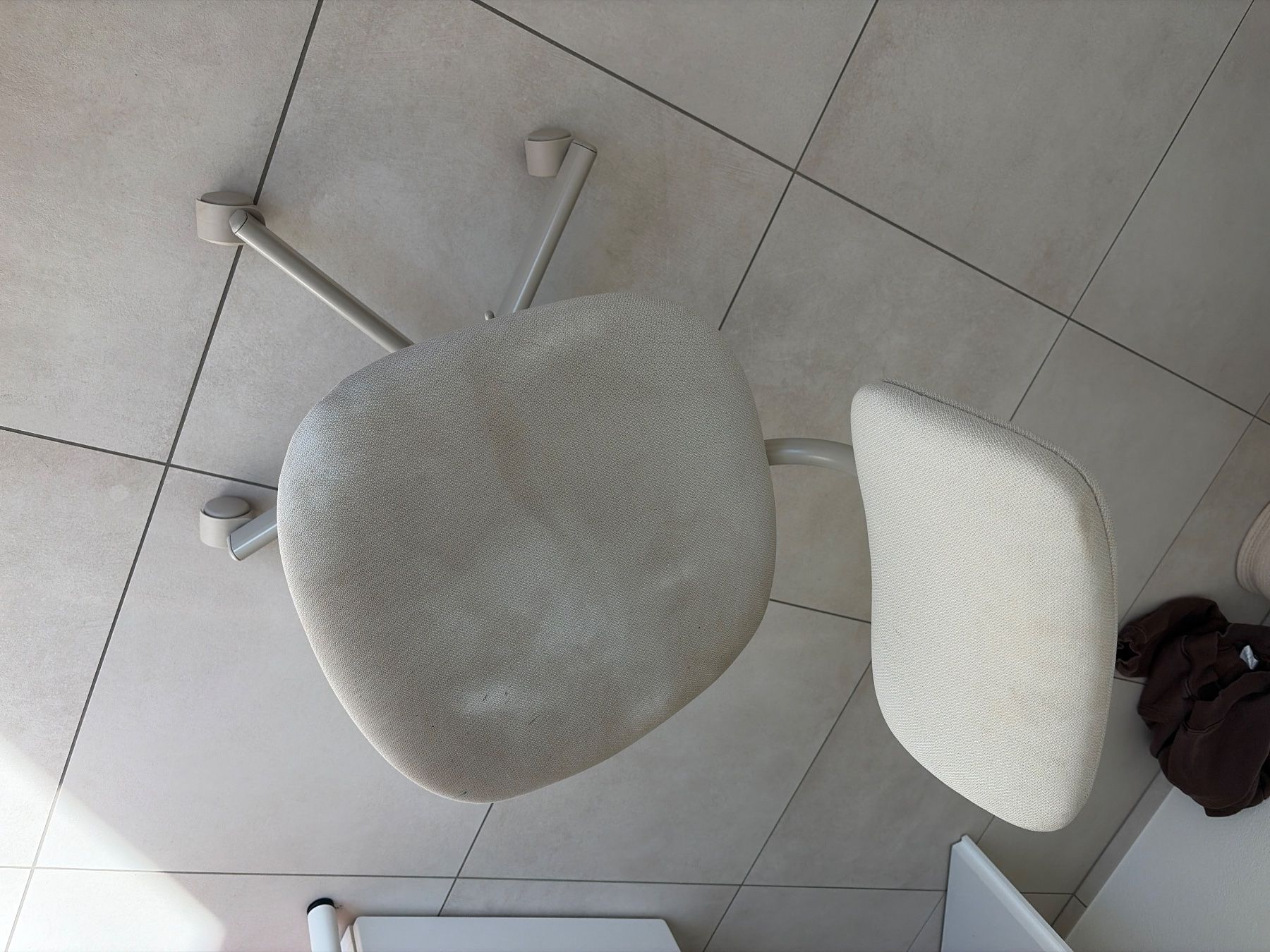 Ikea Sedie: Stuhl abzugeben – Usato da Mels venduto da lar_8b2g