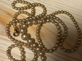 Collier vintage en faussses perles vintage (circa 1950)