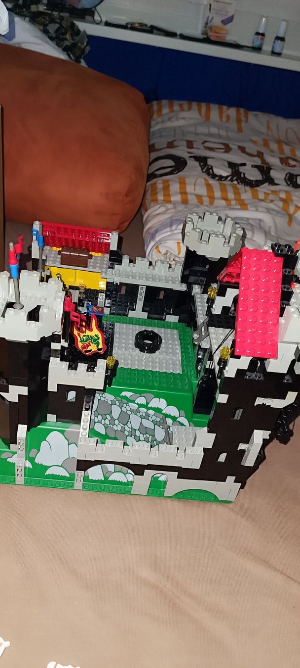 Lego Kit di costruzioni: Lego Burg – Usato da Kloten venduto da Curacao74 3