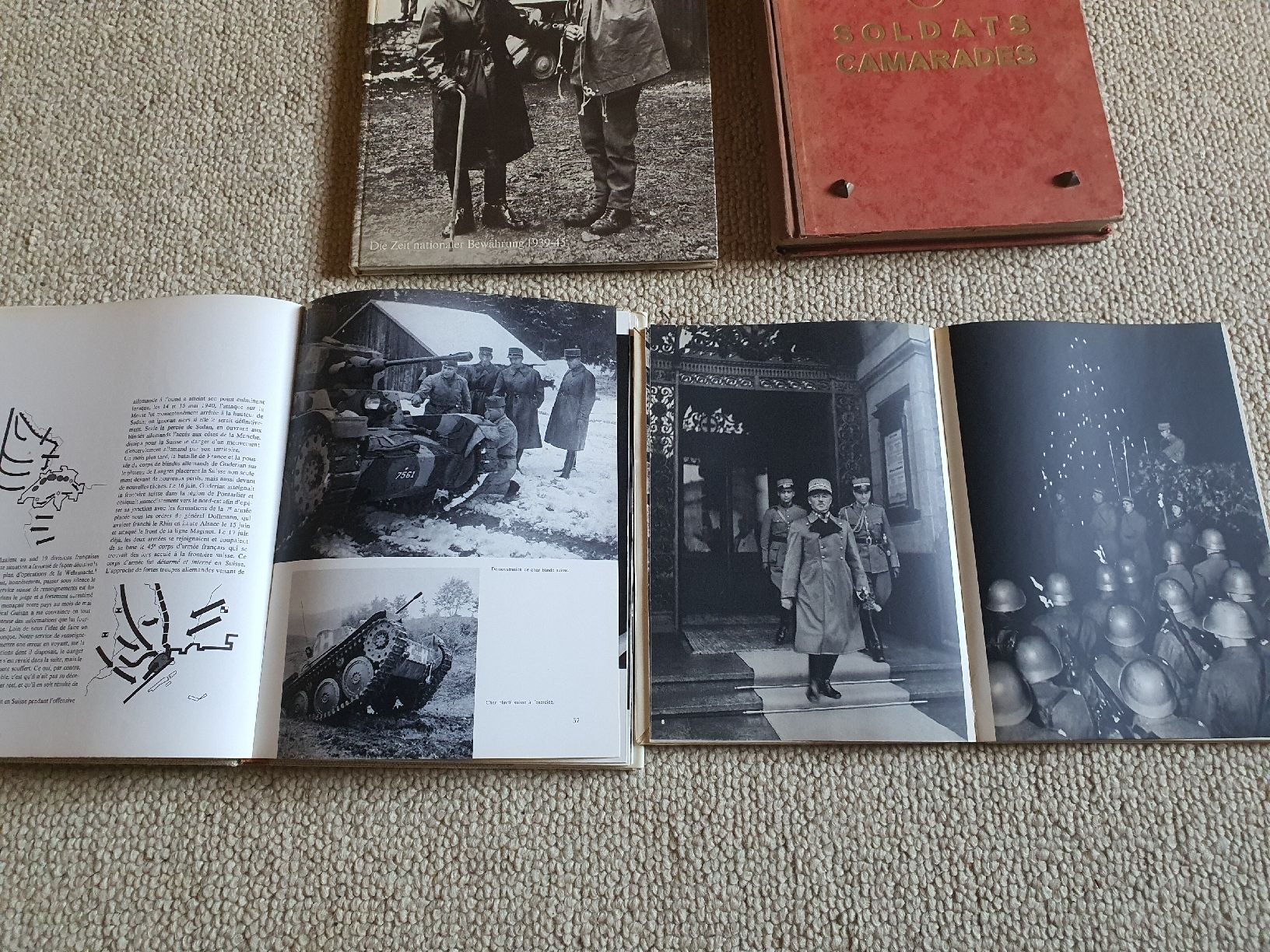 Schweizer Armee Uniformi: Livre militaire  – Usato da Lavey-Village venduto da Lofoten93 1
