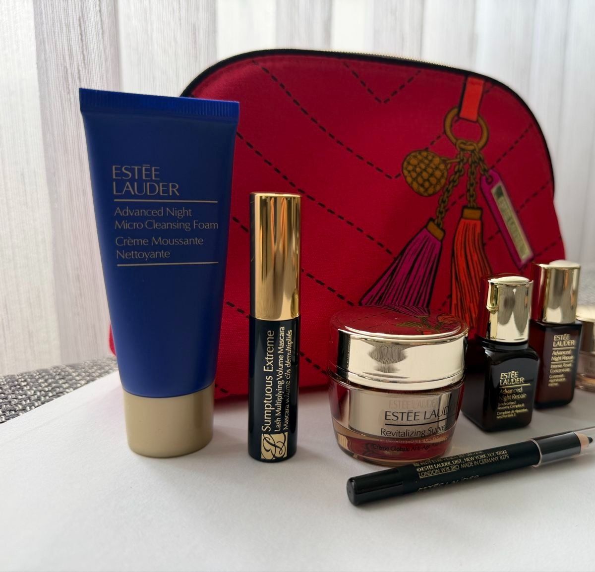 Estée Lauder Cura del viso: Kosmetik Estée Lauder Set NEU – Nuovo e nell'imballaggio originale da Dänikon ZH venduto da tug_m9b6 2