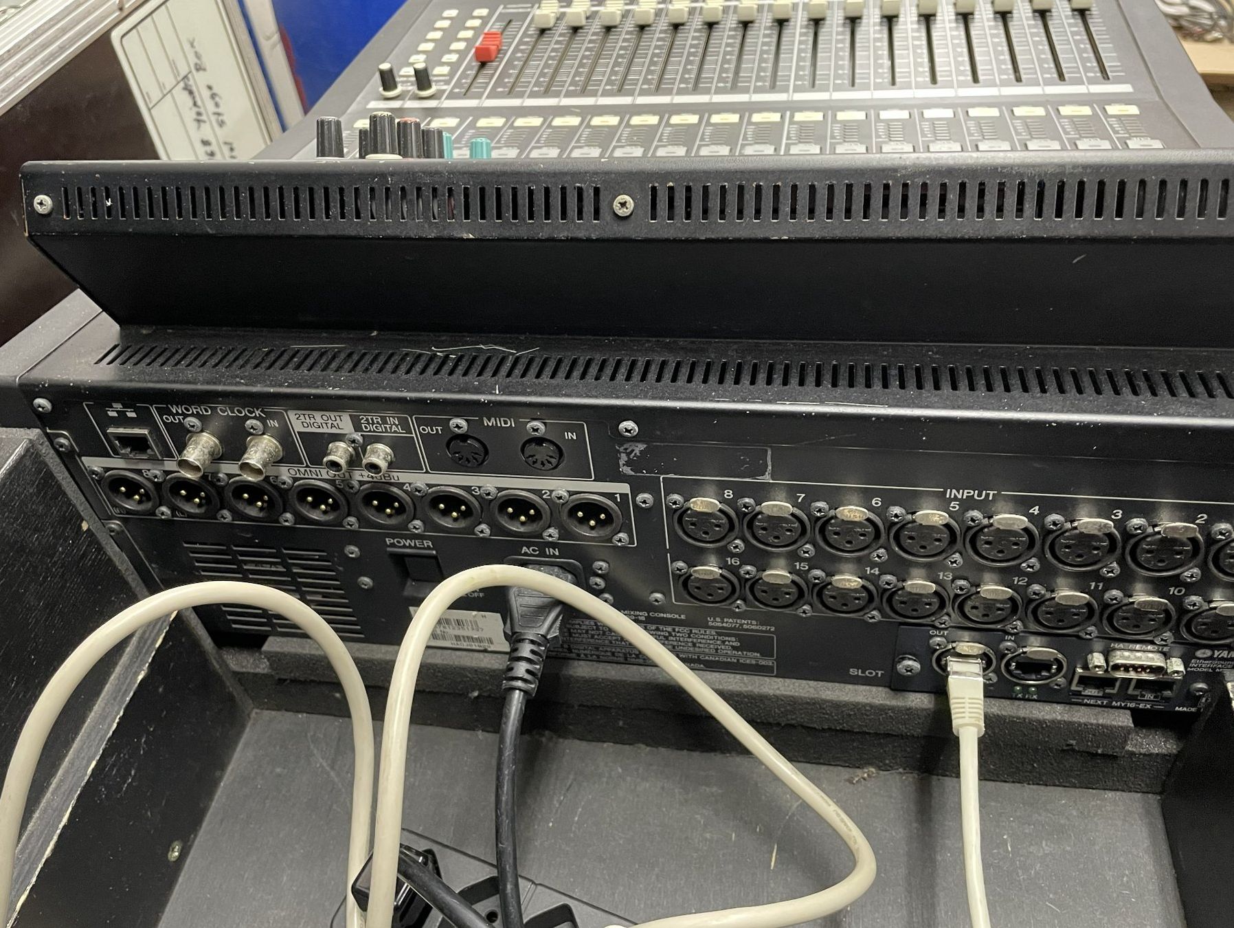 Yamaha Mischpulte: Yamaha LS9 Mischpult mit SB168 Stagebox – Gebraucht aus Emmenbrücke von Thomi0 3