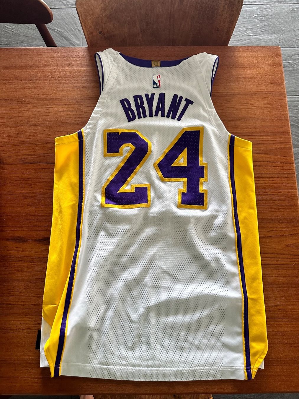Nike Canottiere & Pantaloni: Kobe Bryant Trikot Nike Lakers – Usato da Horgen venduto da baluu_10 1