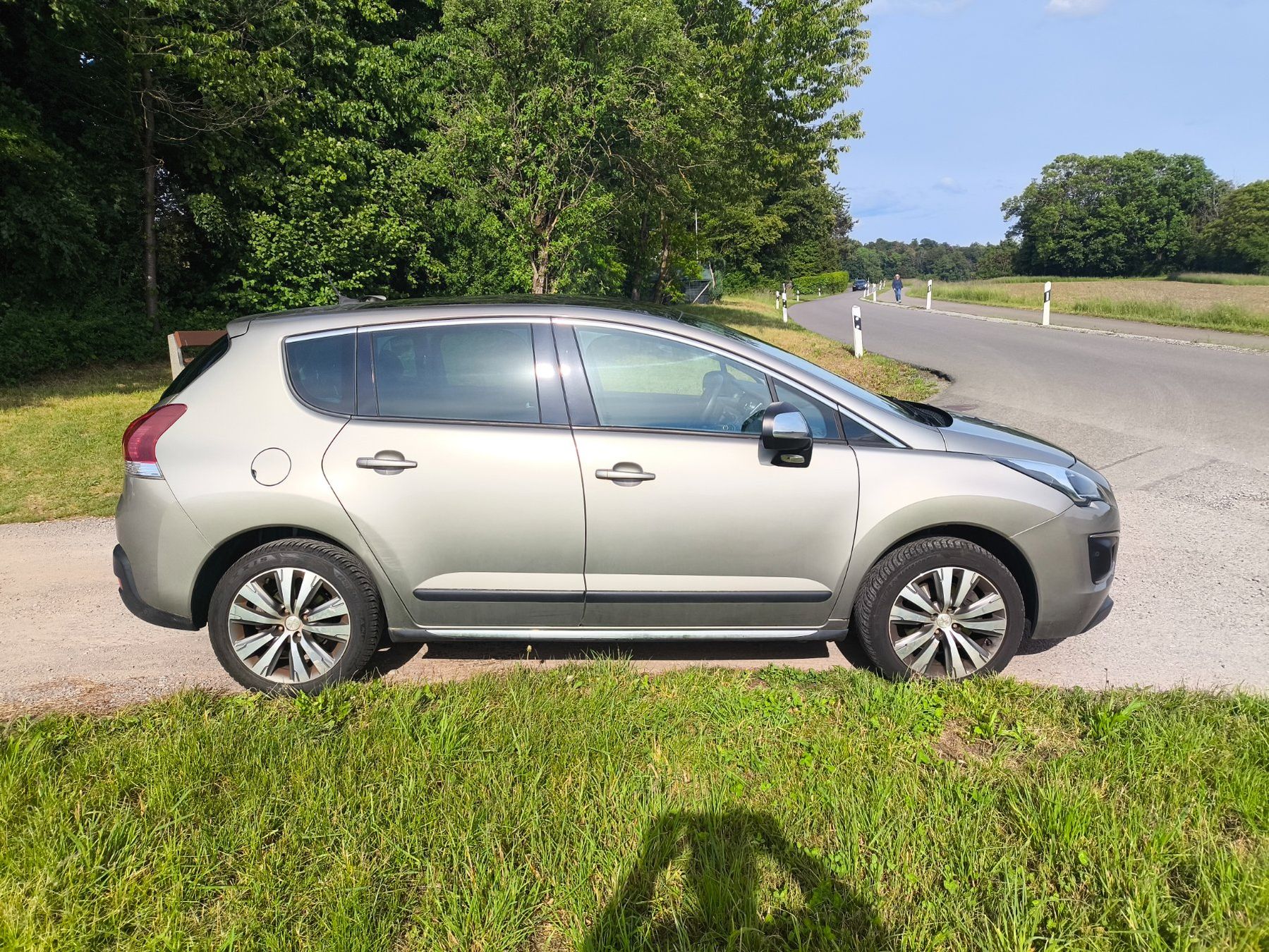 Peugeot Automobili: PEUGEOT 3008 1.6 THP 2014 – Usato da Zürich venduto da vagosgogo 2