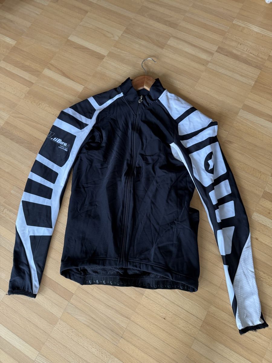 Assos Jacken: ASSOS Velo Jacke Grösse M 🚴🏻‍♂️ – Gebraucht aus Uster von Flummi 7