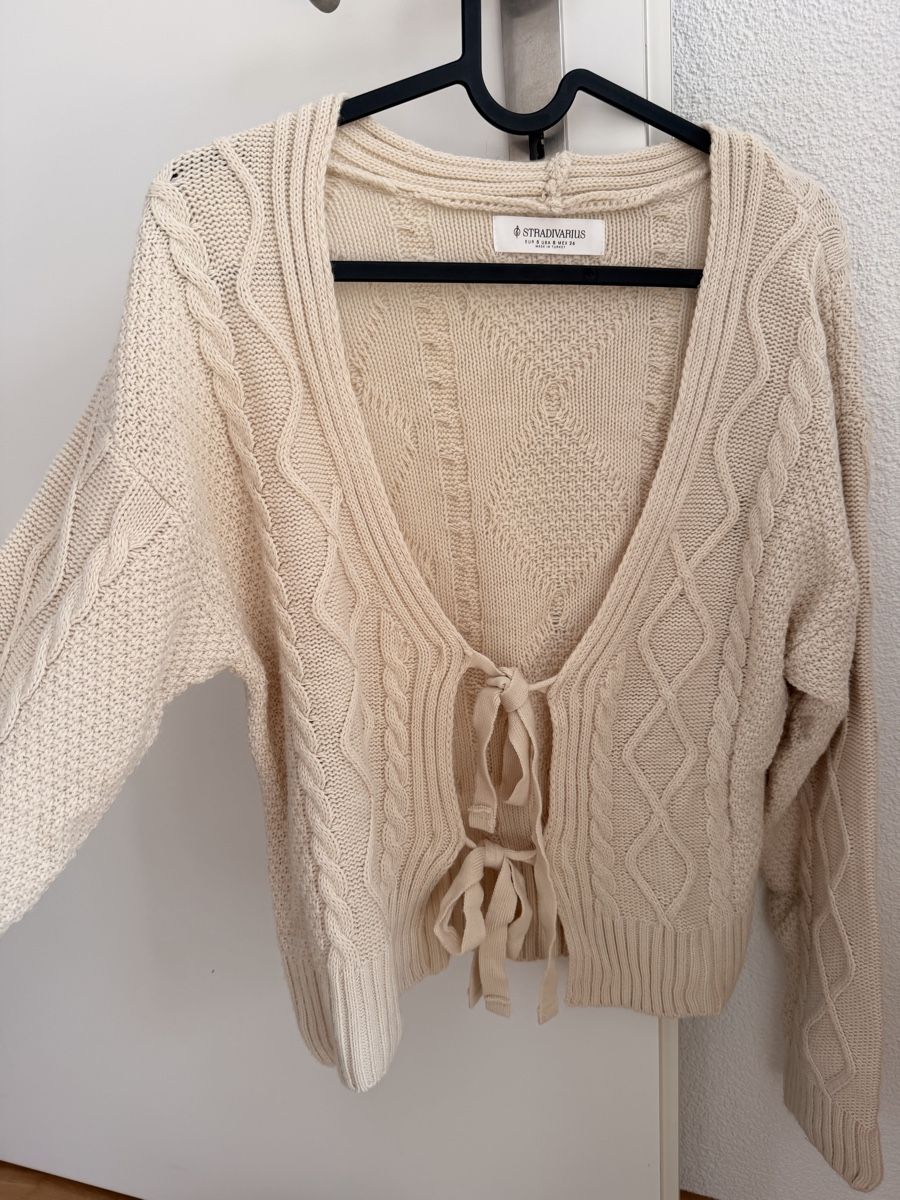 Stradivarius Maglioni & Felpe: Stradivarius Strickjacke beige Grösse S  – Nuovo (secondo la descrizione) da Kriegstetten venduto da Musli15