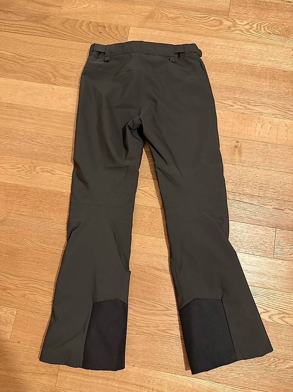 Giacche: Completo sci Burton e Peak Performance  usato solo 2 volte – Usato da Melano venduto da fmaccanelli 4