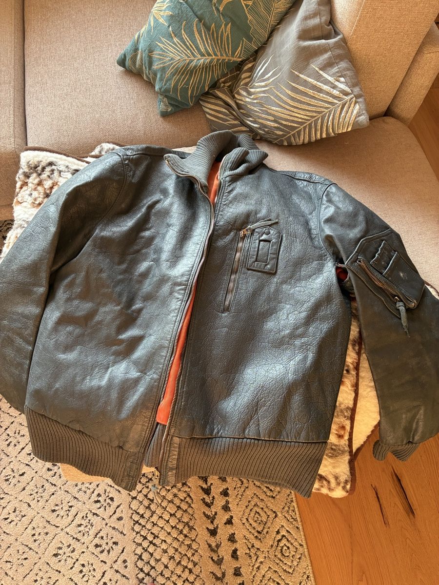 Schweizer Armee Uniformi: Pilotenjacke  Ch Luftwaffe Hunter/ Venom zeit – Usato da Oberiberg venduto da stab