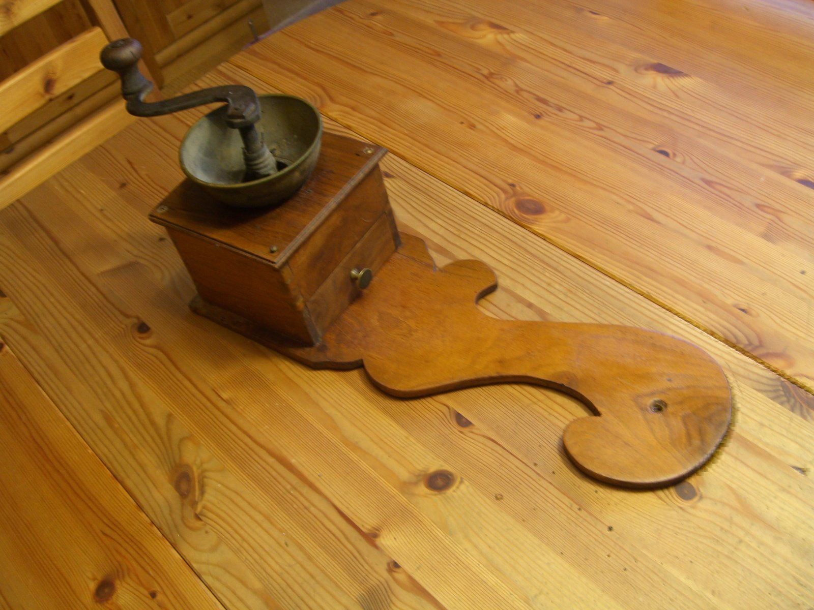 Elettrodomestici da cucina: sehr schöne antike Kaffeemühle – Usato da Winterthur venduto da Gaia