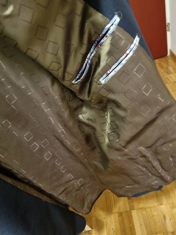 Costumes: Herrjacke  Männer anzug – D'occasion à Bassersdorf par ros_mn7q 1