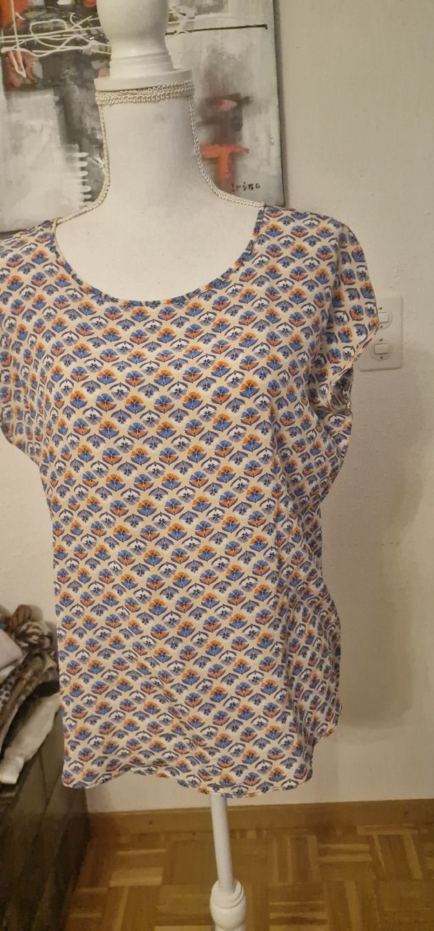 Blusen: Rossana Diva Seiden Bluse Gr 40 – Gebraucht aus St. Gallen von mania03