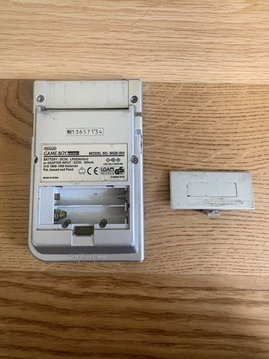 Nintendo Console: Lot 3 Game Boy – Usato da Neuchâtel venduto da Market_Dematos 4