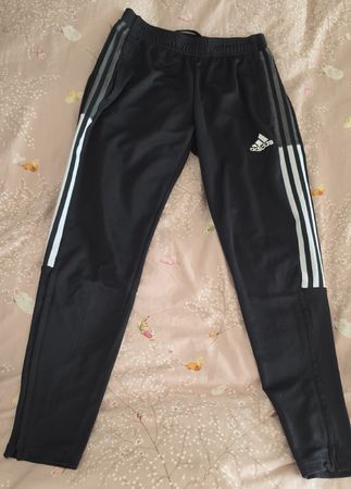 Adidas Trainingshose Gr. S