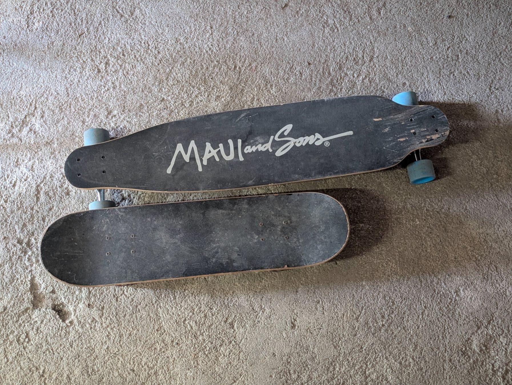 Skateboards: Lot skate – Gebraucht aus Daillens von cla_sj2w