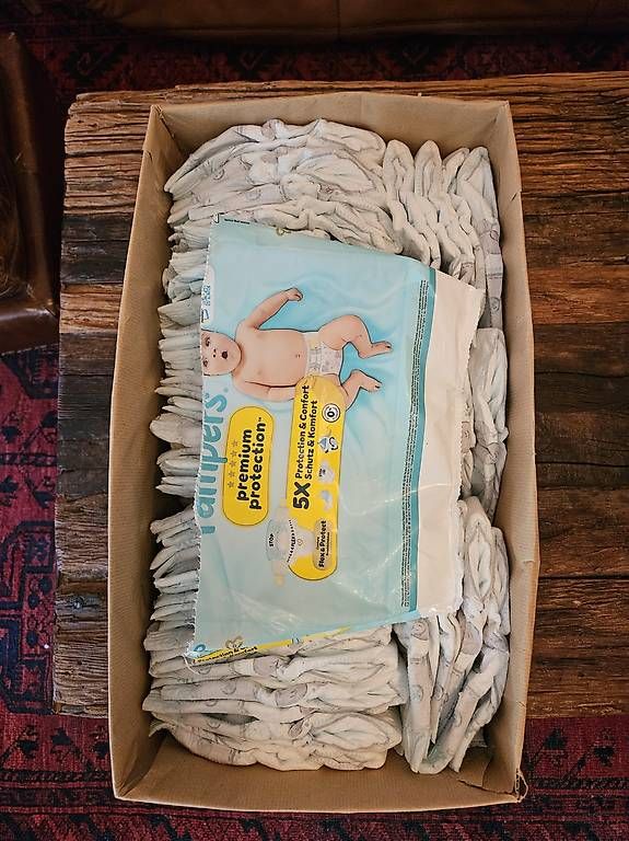 Pampers Bacs à couches & couches: 84x Pampers Grösse 1 – Neuf (Voir description) à Brugg AG par beni55555 2
