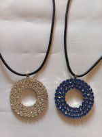 Lot de  2 colliers cristal de Bohême blanc et bleu