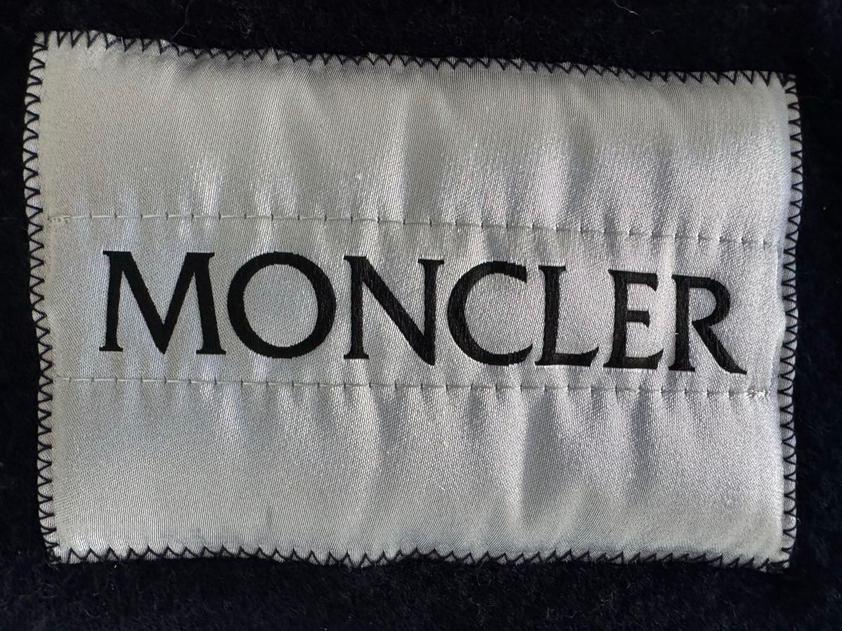 Moncler Sciarpe: Moncler Schal Dunkelblau | NP 400 Fr. – Usato da Zollikon venduto da cielles 2