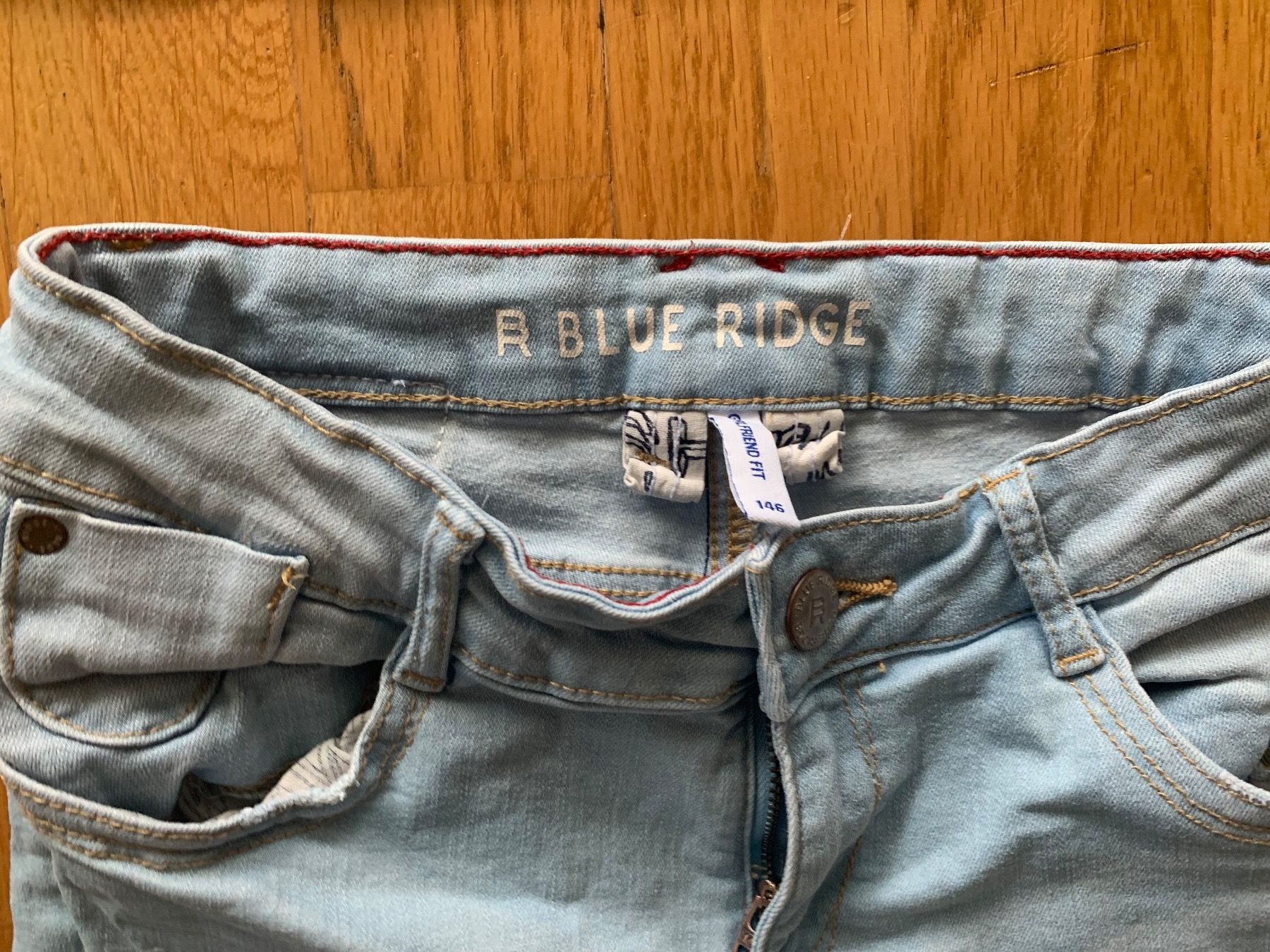 Lotti & Set di vestiti: Kleider Paket Jeans + Pullover, Mädchen Gr. 146 / 152 – Usato da Beromünster venduto da msklef 2