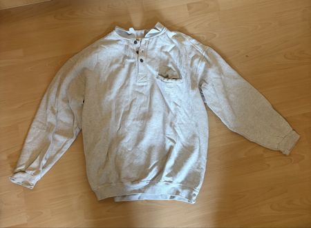 Herren Pullover grau Kragen mit Knopfleiste