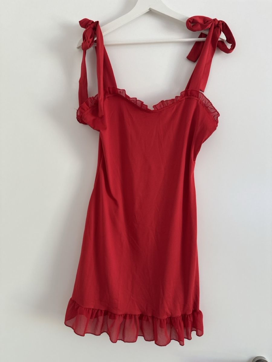 Robes: Kleid – Neuf (Voir description) à Kriens par g_b_mk7j