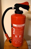 Feuerlöscher Minimax Schaum 6 Liter - Geprüft bis 02/2028