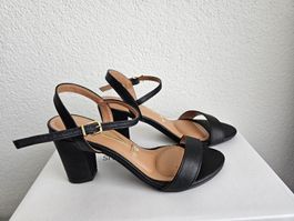 Elegante, schwarze Vizzano Sandalen, Grösse 35