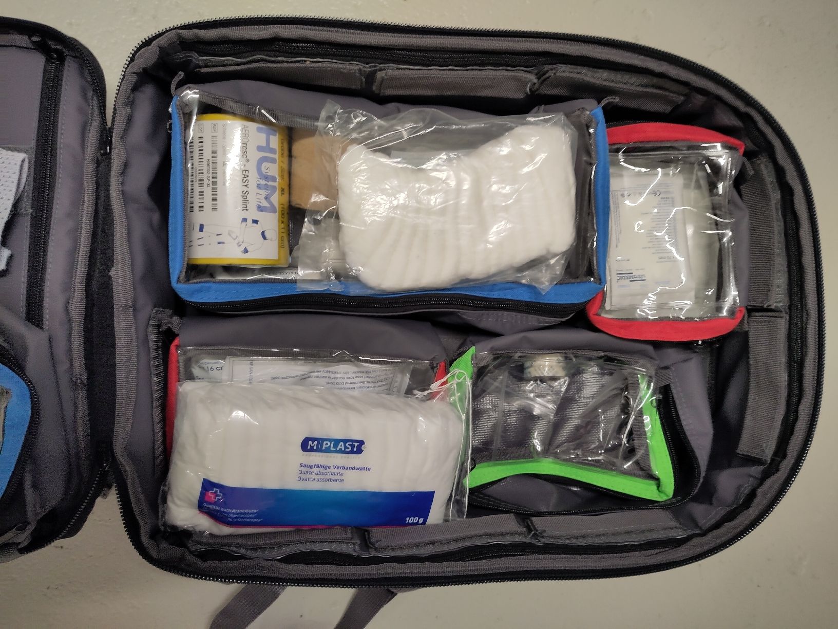 Kit di pronto soccorso: ultraMEDIC Rucksack Erste Hilfe rot schwarz  – Usato da Effretikon venduto da pemko 4