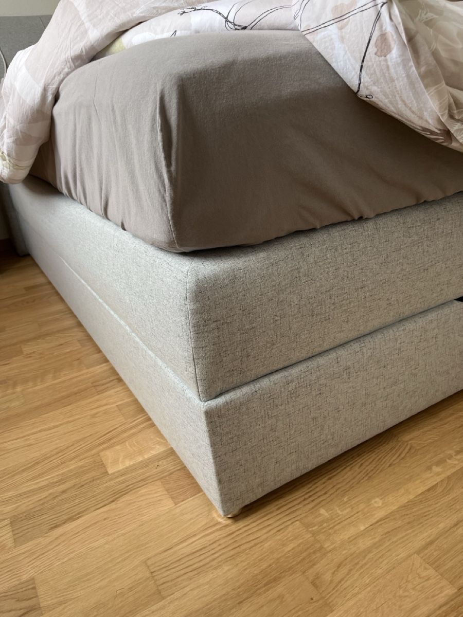 Letti: Boxspringbett – Usato da Dallenwil venduto da Cornefroggii 2